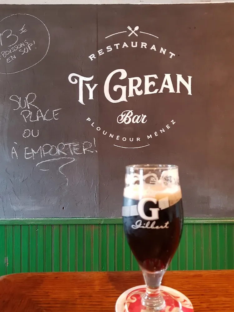 Bière Locale Fait Avec Amour Et Pour les Hommes